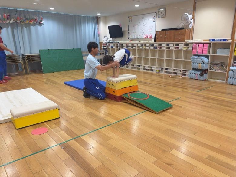 体操教室（跳び箱）